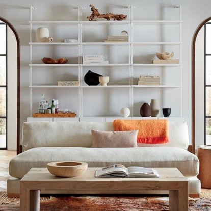 Bookcase in the making: Πώς να οργανώσετε με κομψό τρόπο τη βιβλιοθήκη σας