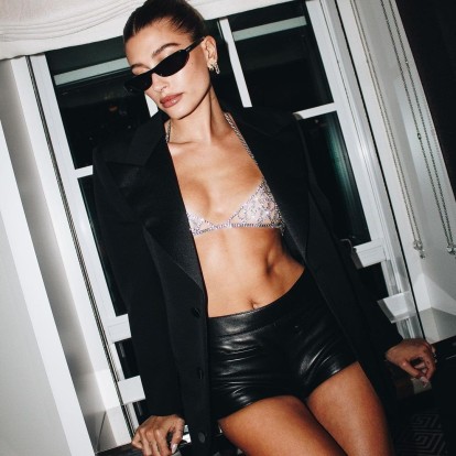 5 δημιουργικοί τρόποι να προσθέσετε το glitter στις εμφανίσεις σας