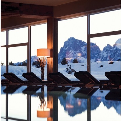 2024 Traveler's Wishlist: Οι πιο μαγευτικοί προορισμοί του κόσμου που αξίζουν μια θέση στην bucket list σας φέτος τον χειμώνα