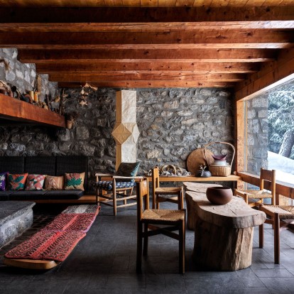 Ένα υπέροχο mountain house στις Γαλλικές Άλπεις σχεδιασμένο από μια εμβληματική interior designer