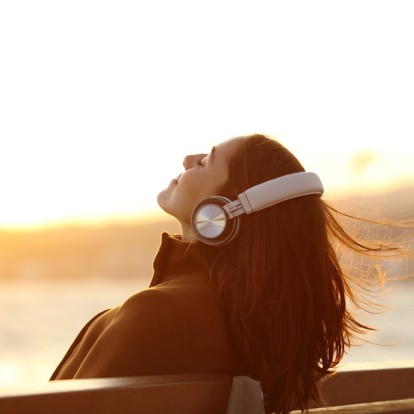 Αυτό είναι το καλύτερο δώρο που μπορείτε να προσφέρετε την Πρωτοχρονιά στους λάτρεις των audiobooks