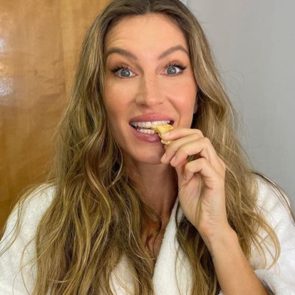 H Gisele Bündchen δημιουργεί ένα αυθεντικό ιταλικό γεύμα στο αγαπημένο της εστιατόριο