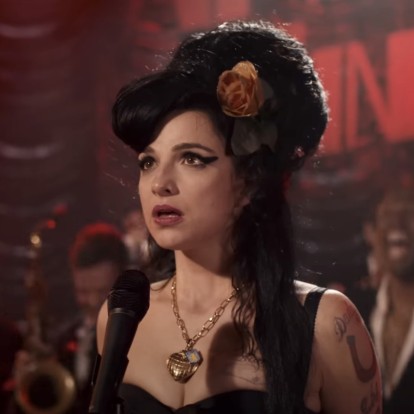 Back to Black: Το trailer της πολυαναμενόμενης ταινίας για τη ζωή της Amy Winehouse