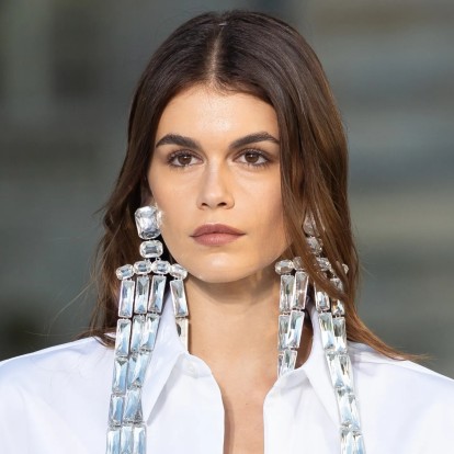 Αυτές είναι οι αποχρώσεις μαλλιών που θα κυριαρχήσουν το 2024