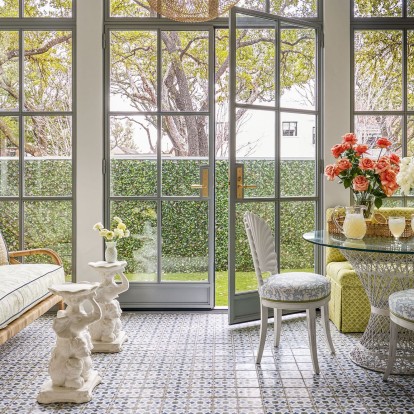 Ένα family house στο Texas έχει σχεδιαστεί έτσι ώστε να συνδέεται με τη φύση τριγύρω του