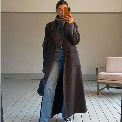 Dramatic long coat: Το πιο κομψό και διαχρονικό παλτό του χειμώνα