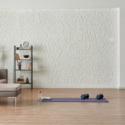 Οι πιο αποτελεσματικές ασκήσεις γυμναστικής που μπορείτε να κάνετε μπροστά από την τηλεόραση