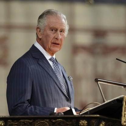 Σοκ στη Μεγάλη Βρετανία - Διαγνώστηκε με καρκίνο ο βασιλιάς Κάρολος 
