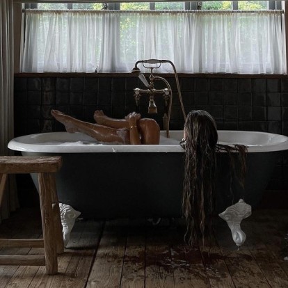 Μπάνιο ή ντους: Ποιος είναι τελικά ο καλύτερος τρόπος καθαρισμού του σώματός μας;