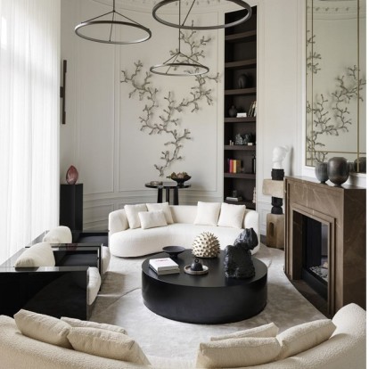 Ένα black & white διαμέρισμα στο Παρίσι αποτελεί επιτομή της κομψότητας