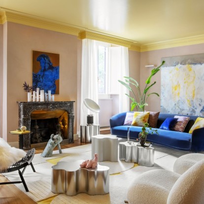 Μια κατοικία μέσα στο Palazzo Mazio Boncompagni της Ρώμης είναι υπόδειγμα σύγχρονου σχεδιασμού