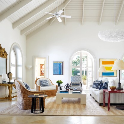 Μια φωτεινή κατοικία στις Μπαχάμες αποτελεί το απόλυτο ανοιξιάτικο όνειρο