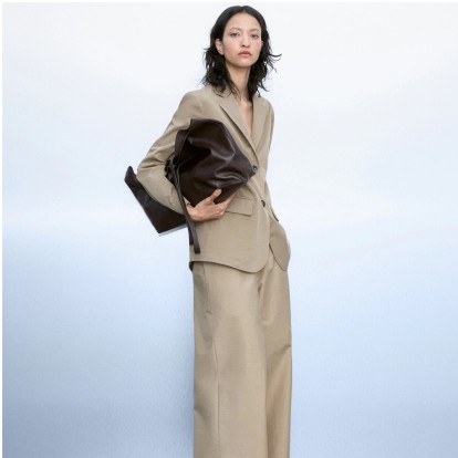 Τα key-items από το Massimo Dutti για τη φετινή άνοιξη