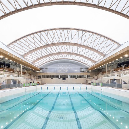 Οι εμβληματικές πισίνες του Παρισιού όπου θα πραγματοποιηθούν φέτος οι Ολυμπιακοί Αγώνες