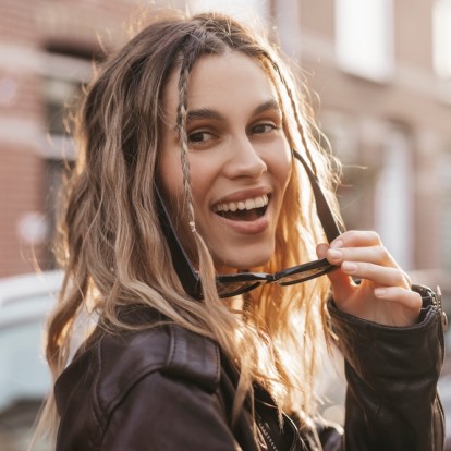 Tα χρώματα και τα κουρέματα που είναι τάση τη φετινή άνοιξη 