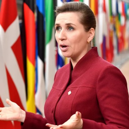 Mette Frederiksen: Η πρωθυπουργός της Δανίας δέχεται απειλές στα social media και μας δείχνει την αλήθεια
