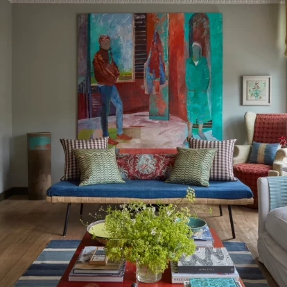 Μια οικογενειακή κατοικία στο νότιο Λονδίνο γεμάτη χρώματα και ιδιαίτερα prints