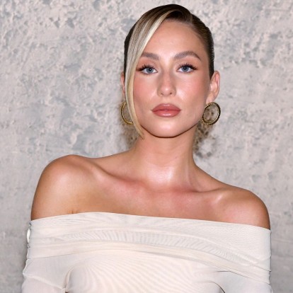 Η skincare ρουτίνα της Alix Earle και τα χρήσιμα tips που μας εκμυστηρεύεται