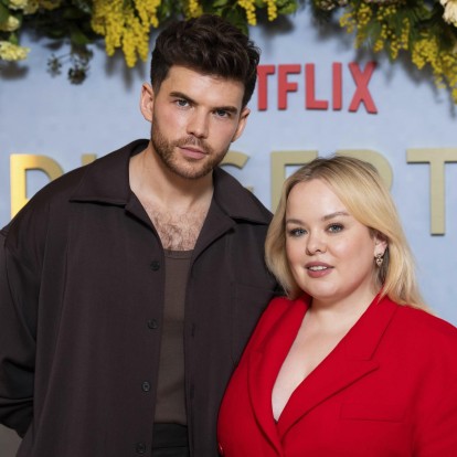 Το cast της 3ης season του Bridgerton σε μία συνέντευξη γεμάτη αξιολάτρευτους αντιπερισπασμούς