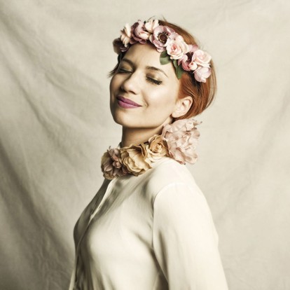 Η Πέννυ Μπαλτατζή θα σας κάνει να ερωτευτείτε τη swing μουσική