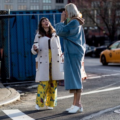 Έξυπνες συμβουλές για να φέρετε την άνοιξη στην ντουλάπα σας από τώρα