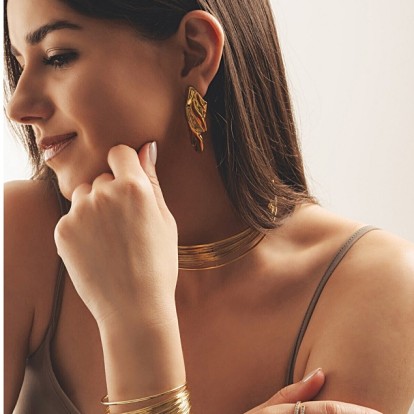 Αυτό το ελληνικό brand δημιουργεί τα πιο μοναδικά κοσμήματα και καπέλα με μια ιδιαίτερη limited φιλοσοφία