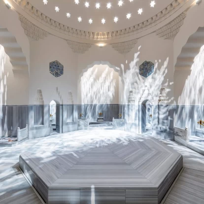 Το ιστορικό χαμάμ Zeyrek Çinili της Κωνσταντινούπολης ανοίγει ξανά μετά από μια επική ανακαίνιση 13 ετών