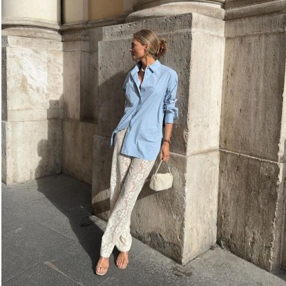 Το καλοκαιρινό trouser trend που λατρεύουν οι Γαλλίδες και οι Ιταλίδες