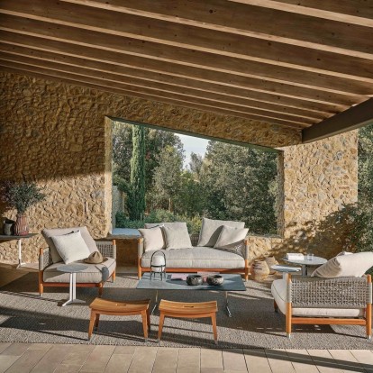 Αυτή η κατοικία είναι το απόλυτο καταφύγιο στο καταπράσινο σκηνικό της Costa Brava