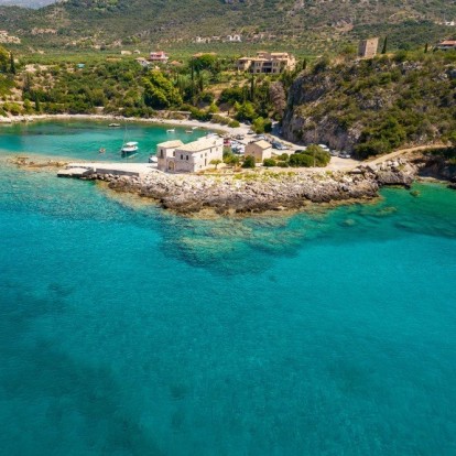 Απόδραση στην Πελοπόννησο: 7+1 περιοχές που πρέπει να επισκεφθείτε