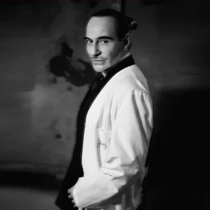 Ο John Galliano πρόκειται να αποχωρήσει από τον Maison Margiela κι αυτό θα είναι -μάλλον- το επόμενο βήμα του