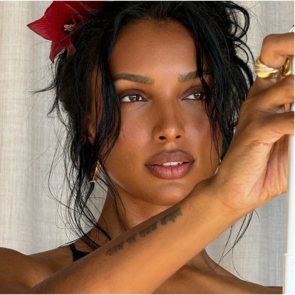 6 τρόποι για να απαλλαγείτε από τα under-eye bags