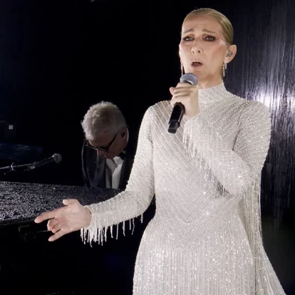 Paris 2024: Η συγκλονιστική ερμηνεία της Celine Dion στον Πύργο του Eiffel