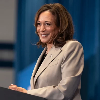 Kamala Harris: 15 facts που ίσως δε γνωρίζατε για την υποψήφια διάδοχο του Joe Biden