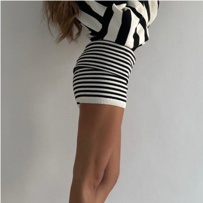 Αυτά τα 10+1 dermatologist-tips εξισορρόπησαν δραματικά τον τόνο του δέρματος στα πόδια μου