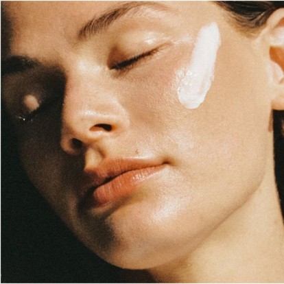 Ανακούφιση από το ηλιακό έγκαυμα και τη φαγούρα: Ένα εγκεκριμένο experts’ guide