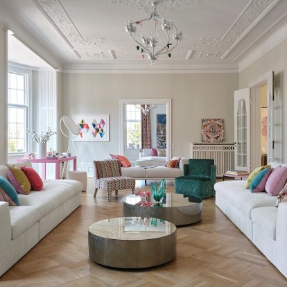 Ένα αριστοκρατικό διαμέρισμα στην Κοπεγχάγη πειραματίζεται με τα χρώματα με τρόπο ιδανικό