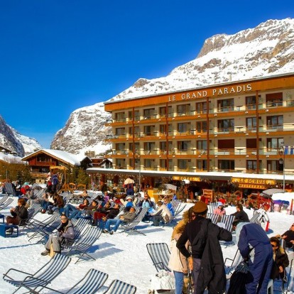 Escapes in the slopes: 7 προορισμοί που θα απολαύσετε το σκι και την πολυτέλεια στις Άλπεις 
