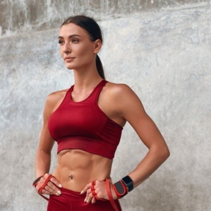 Οι must-try ασκήσεις που θα σας χαρίσουν τα χέρια των ονείρων σας