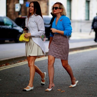 11+1 skirt designs που θα κάνουν τα πόδια σας να φαίνονται πιο καλλίγραμμα από ποτέ 