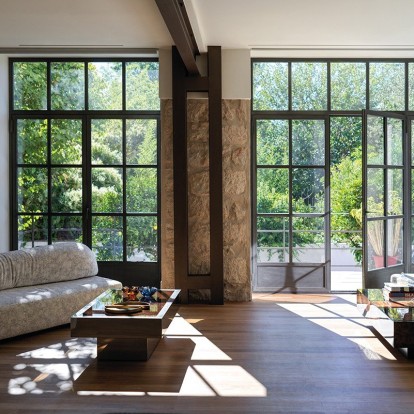 Bauhaus Era: Mια κατοικία του περασμένου αιώνα στο Παλαιό Ψυχικό αναβιώνει υπέροχα