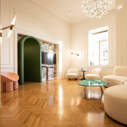 Ανακαλύψτε 6 μη επεμβατικές θεραπείες προσώπου με τεχνολογίες αιχμής για λάμψη και φυσικό αποτέλεσμα