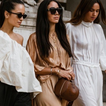 Τι είναι η Galentine's Day και γιατί όλο και περισσότερες γυναίκες -και όχι μόνο- τη γιορτάζουν;