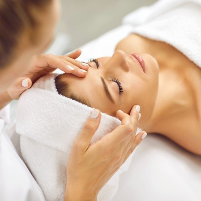 Αυτή είναι η καινοτόμα θεραπεία που συνδυάζει την επιστημονική ακρίβεια με την εξατομικευμένη φροντίδα