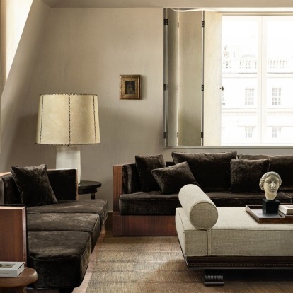 Custom λεπτομέρειες και vintage θησαυροί σε ένα αρχοντικό του Λονδίνου