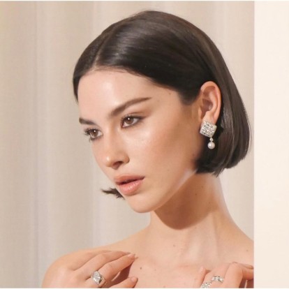 Το ‘Collegiate Bob’ θα είναι το πιο περιζήτητο hairstyle στα κομμωτήρια αυτή την άνοιξη