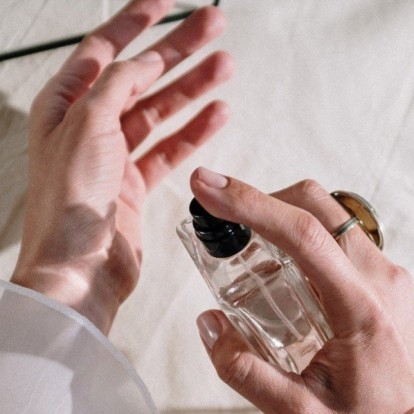 Αυτά τα ανοιξιάτικα αρώματα είναι αριστοκρατικά, φρέσκα και άξια κομπλιμέντων