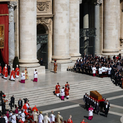 Κηδεία Πάπα Φραγκίσκου: Οι σημαντικότερες στιγμές από την Εξόδιο Ακολουθία στο Βατικανό και όλοι όσοι έδωσαν το  «παρών» 