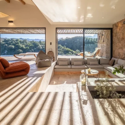 Αυτή η κατοικία στην Κορσική αναζωογονεί το πνεύμα, ακολουθώντας τις αρχές του Feng Shui