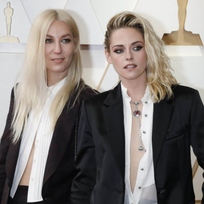 Η Kristen Stewart παντρεύτηκε τη σύντροφο της σε μια ρομαντική και ιδιωτική τελετή 